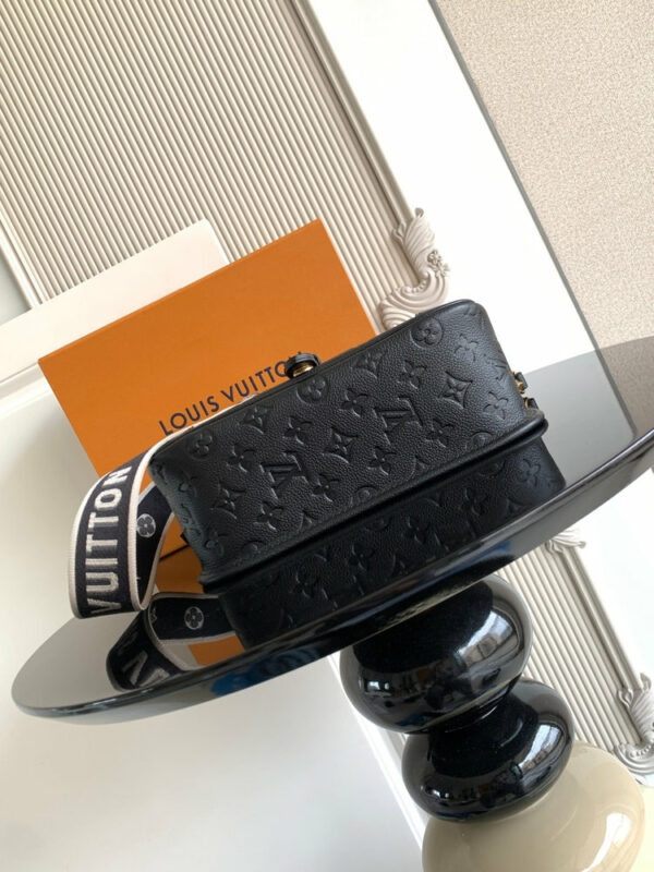 Stylish Fashion Carry LV Handbag M46386 Stylish Fashion Carry LV Handbag M46386