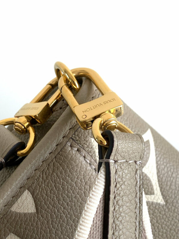 Stylish Fashion Carry LV Handbag M46386 Stylish Fashion Carry LV Handbag M46386