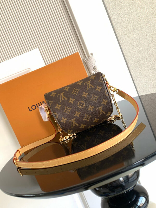 Stylish Fashion Carry LV Handbag M82335 Stylish Fashion Carry LV Handbag M82335