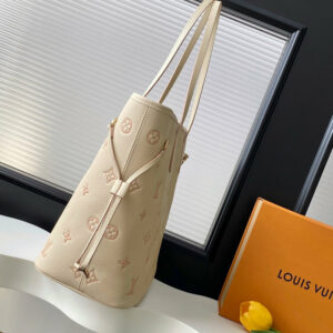 New Collection Fashion LV Handbag M14285 6 ae34ac0e result