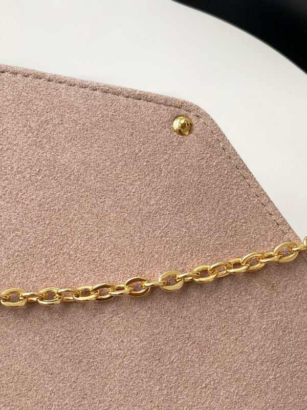Stylish Fashion Carry LV Handbag M82477