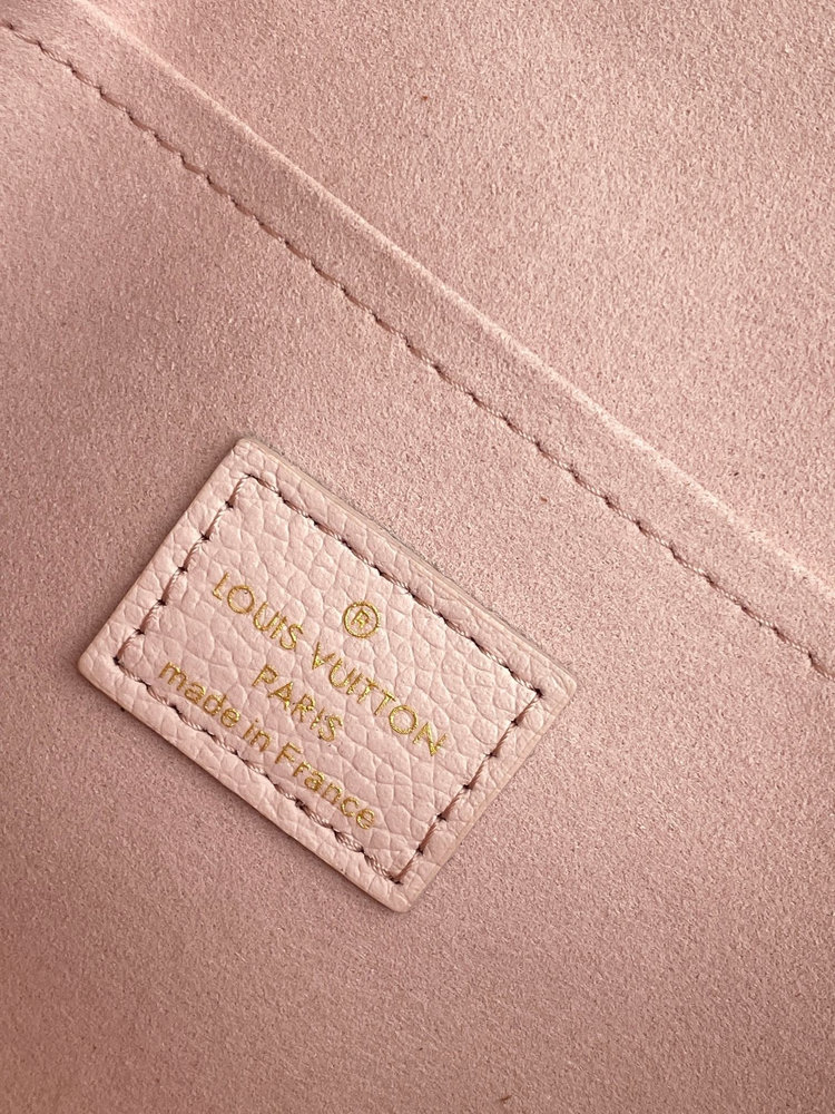 New Collection Fashion LV Handbag M82477 New Collection Fashion LV Handbag M82477