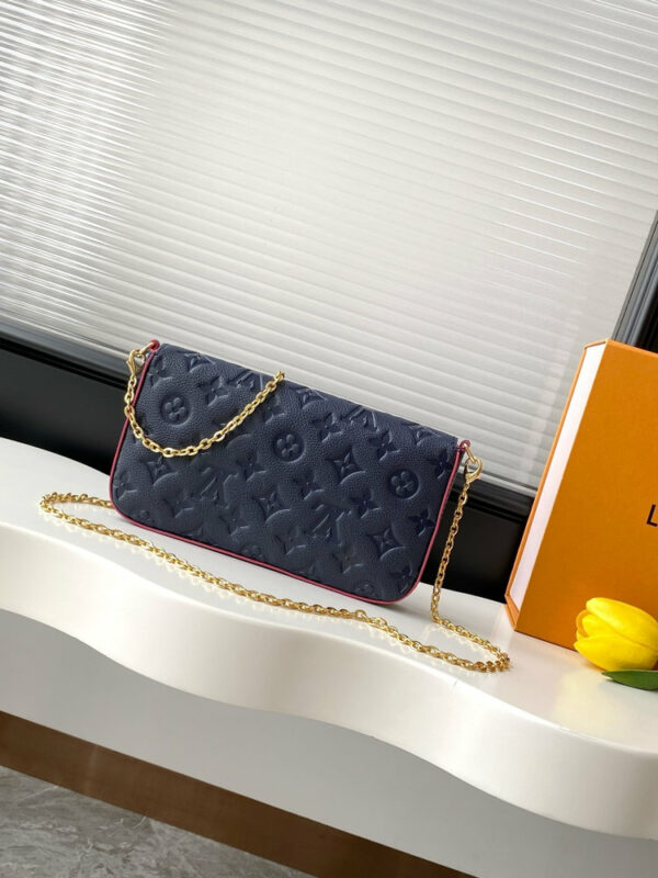 Stylish Fashion Carry LV Handbag M82477.1 Stylish Fashion Carry LV Handbag M82477.1