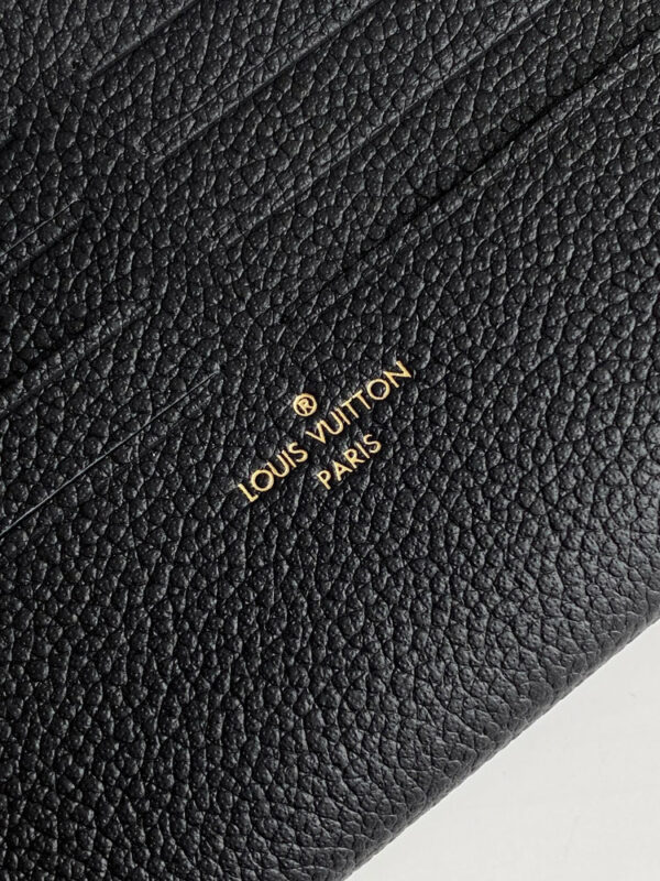 Stylish Fashion Carry LV Handbag M82477.1 Stylish Fashion Carry LV Handbag M82477.1