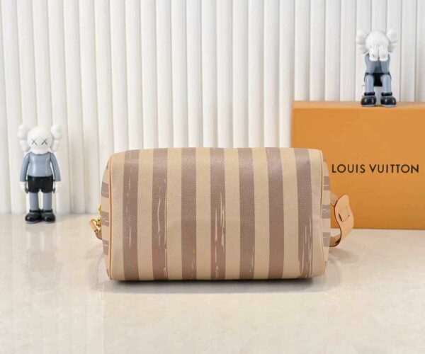 Chic Charm LV Handbag M14064-M24424-M24426