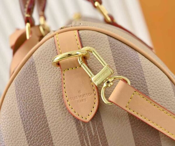Chic Charm LV Handbag M14064-M24424-M24426