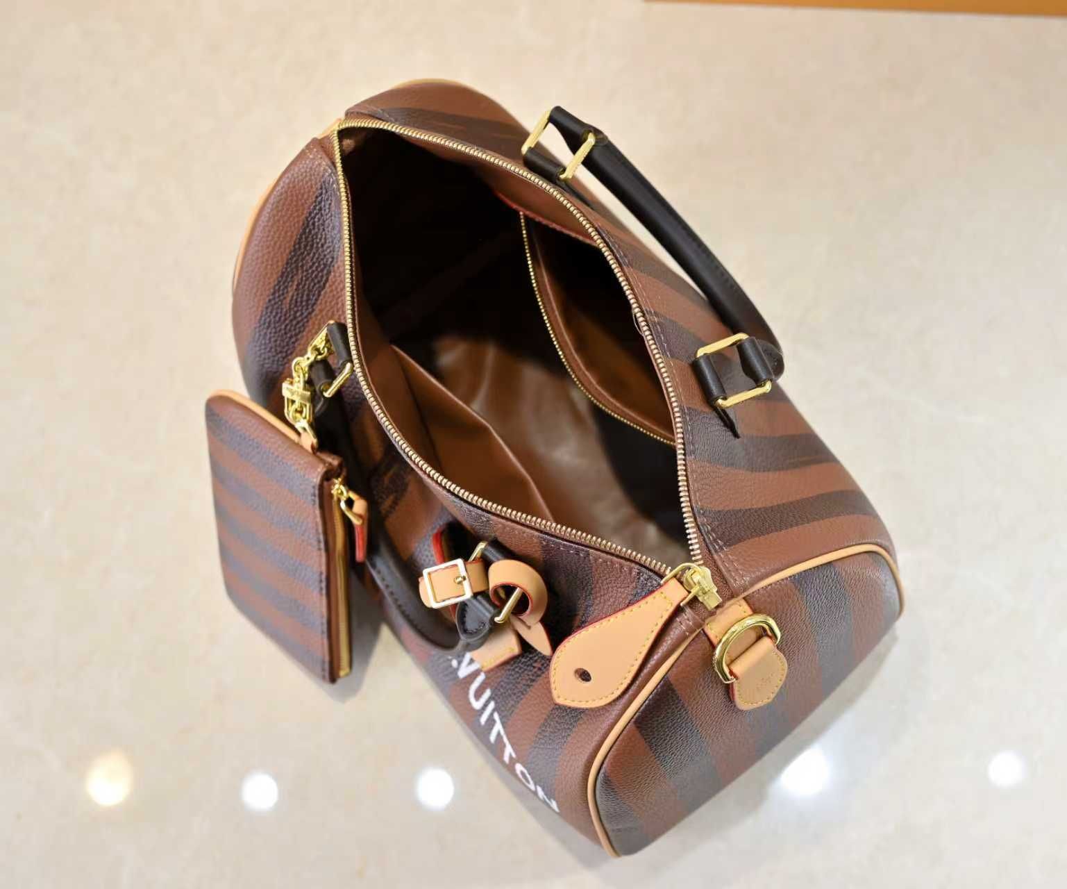 Luxury LV Handbag M14064-M24424-M24426 Luxury LV Handbag M14064-M24424-M24426