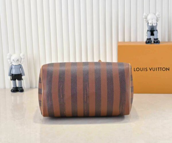 Chic Charm LV Handbag M14064-M24424-M24426