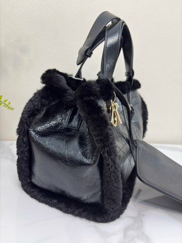 New Collection Fashion DO Handbag 2518-1