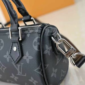 Luxury LV Handbag M26573 5 412d9bad result