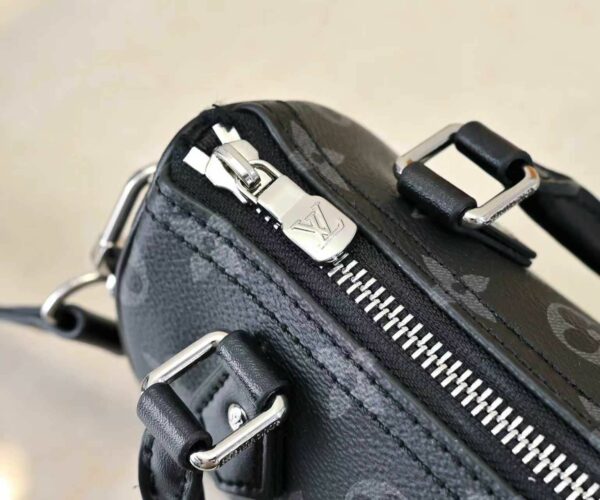 Chic Charm LV Handbag M26573