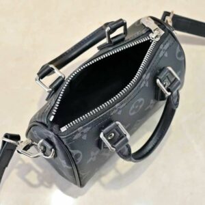 Luxury LV Handbag M26573 8 c4c145b5 result