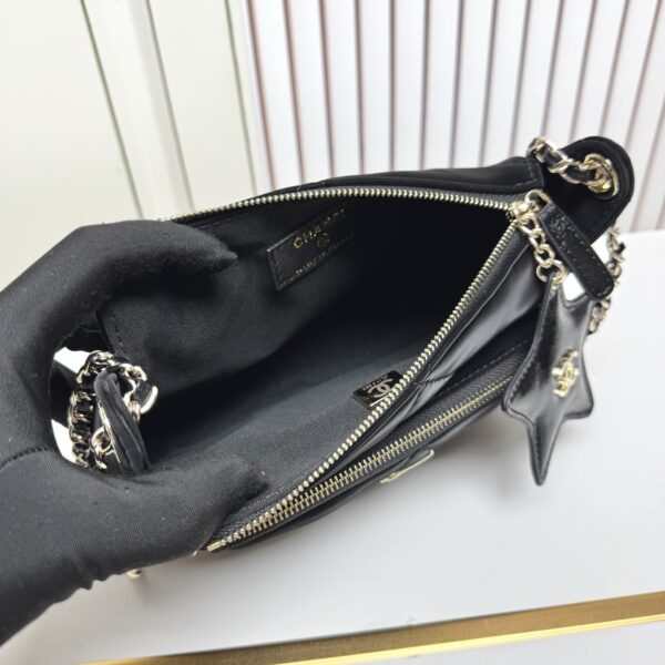 Chic Charm CN Handbag 6206