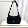 Chic Charm CN Handbag 6208