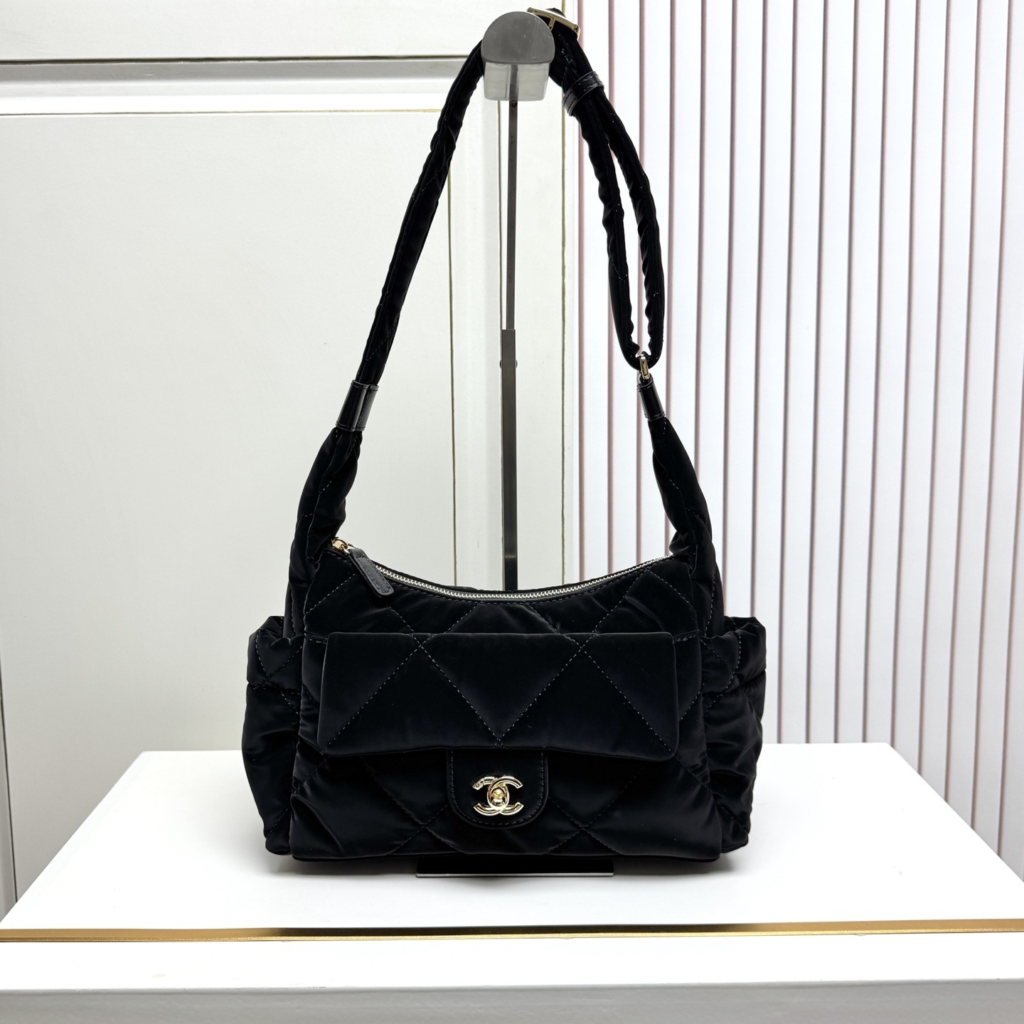 Luxury CN Handbag 6208 Luxury CN Handbag 6208