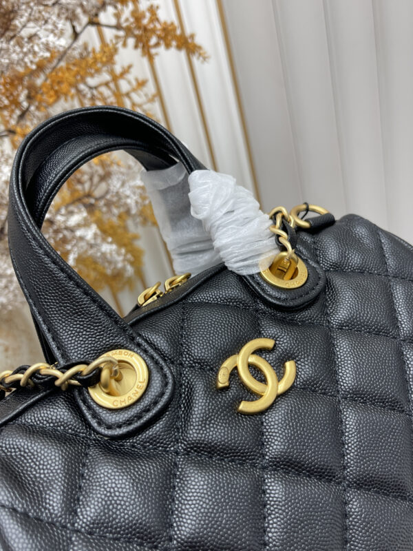 Chic Charm CN Handbag C003