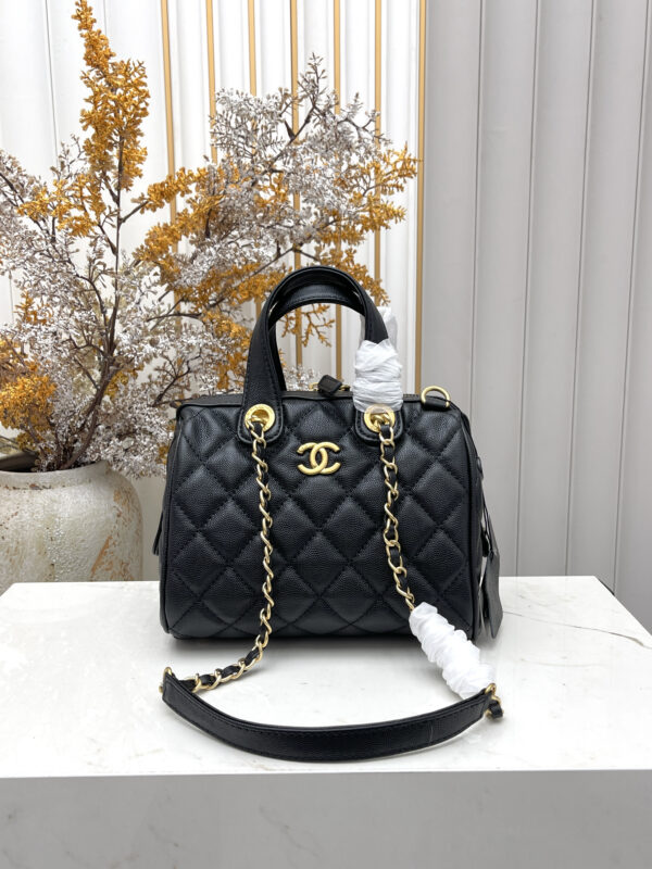 Chic Charm CN Handbag C003