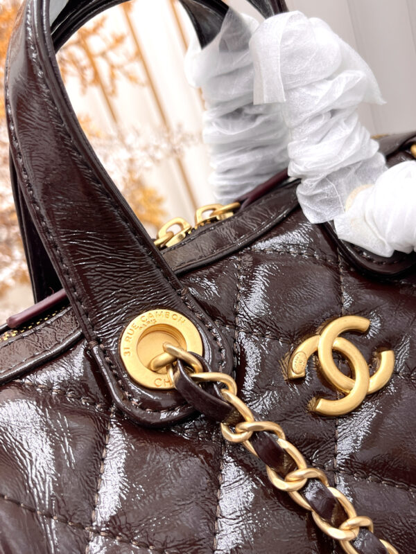 Chic Charm CN Handbag C003