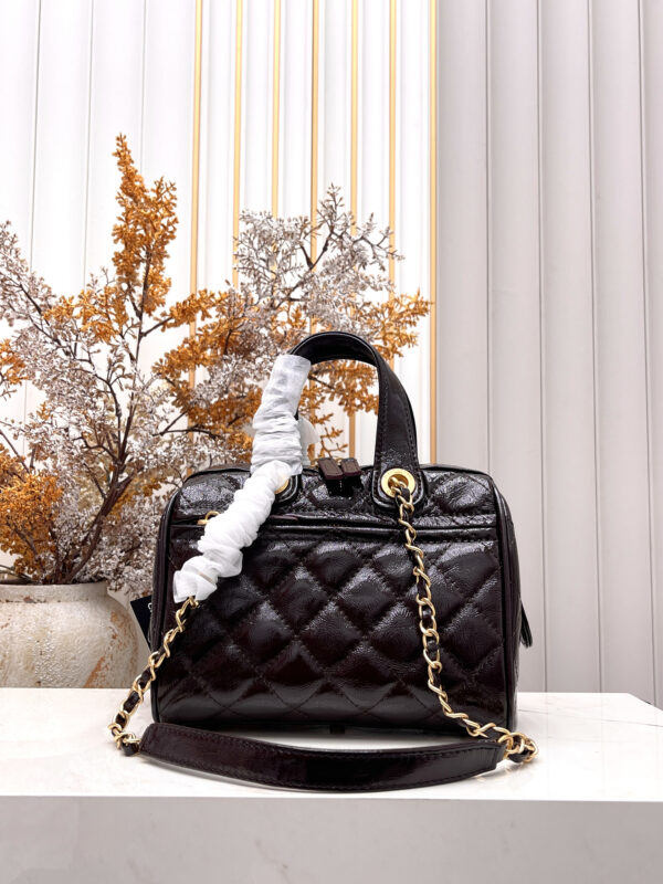 Chic Charm CN Handbag C003