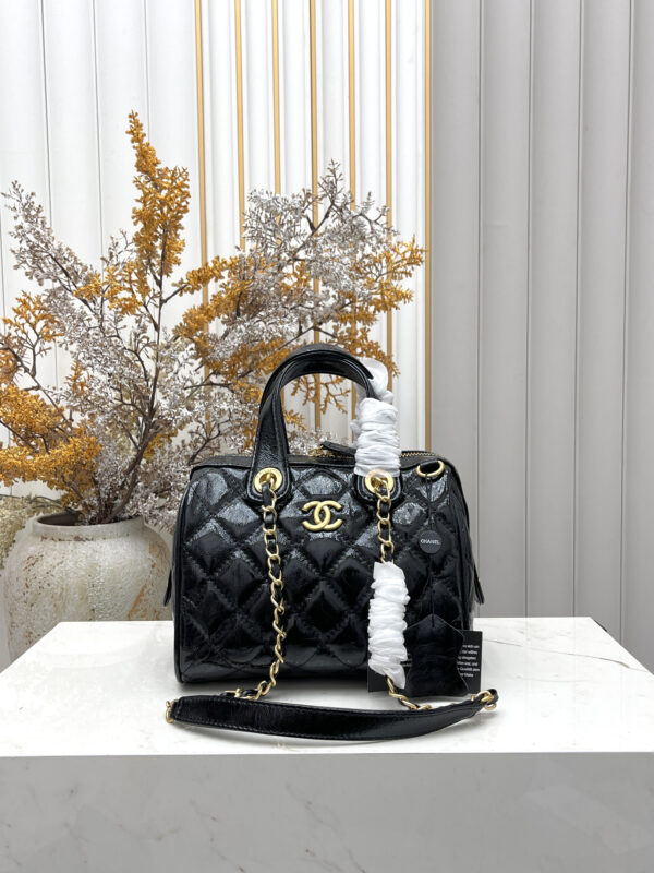 Chic Charm CN Handbag C003