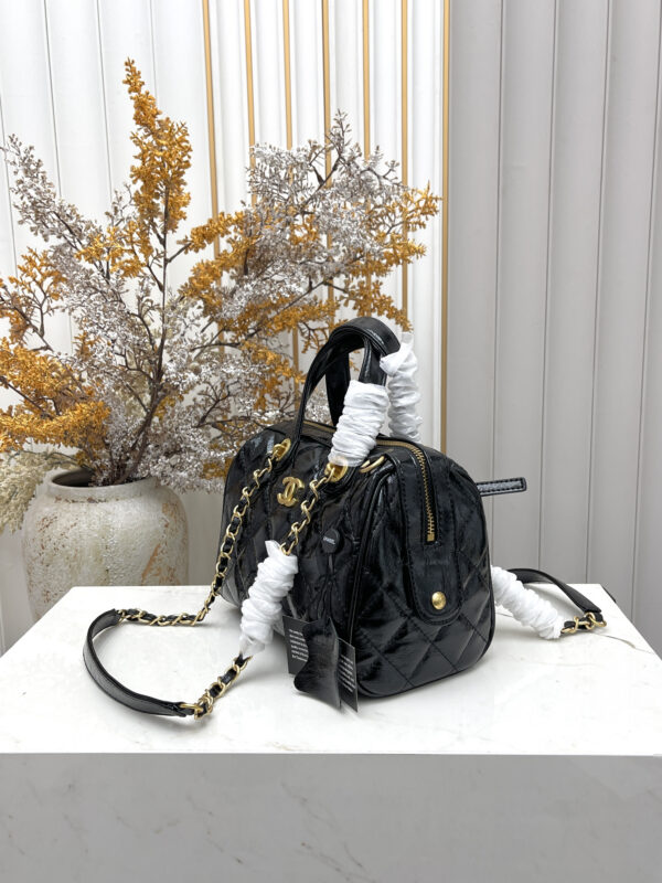 Chic Charm CN Handbag C003