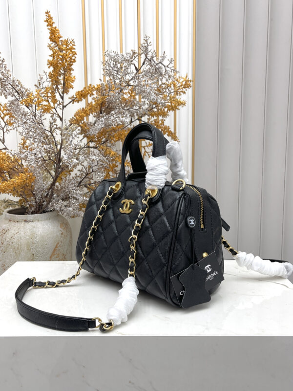 Chic Charm CN Handbag C003
