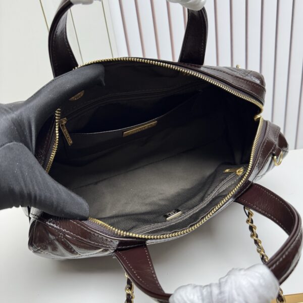Chic Charm CN Handbag 6106 Chic Charm CN Handbag 6106