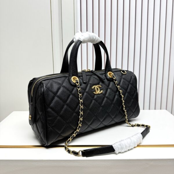 Chic Charm CN Handbag 6106 Chic Charm CN Handbag 6106