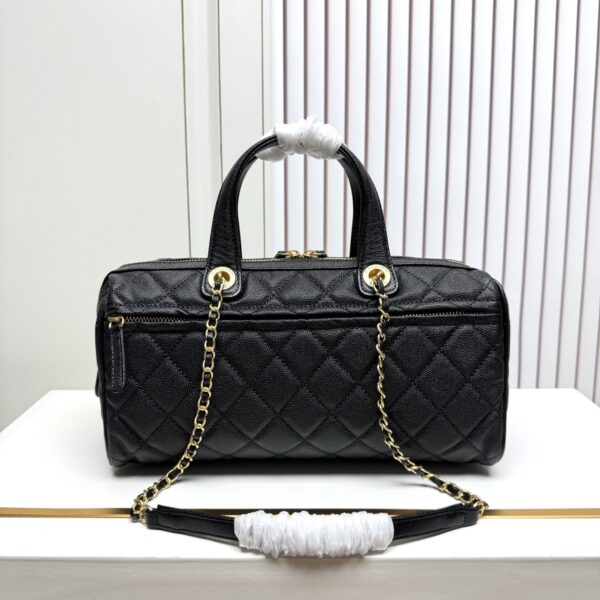 Chic Charm CN Handbag 6106 Chic Charm CN Handbag 6106