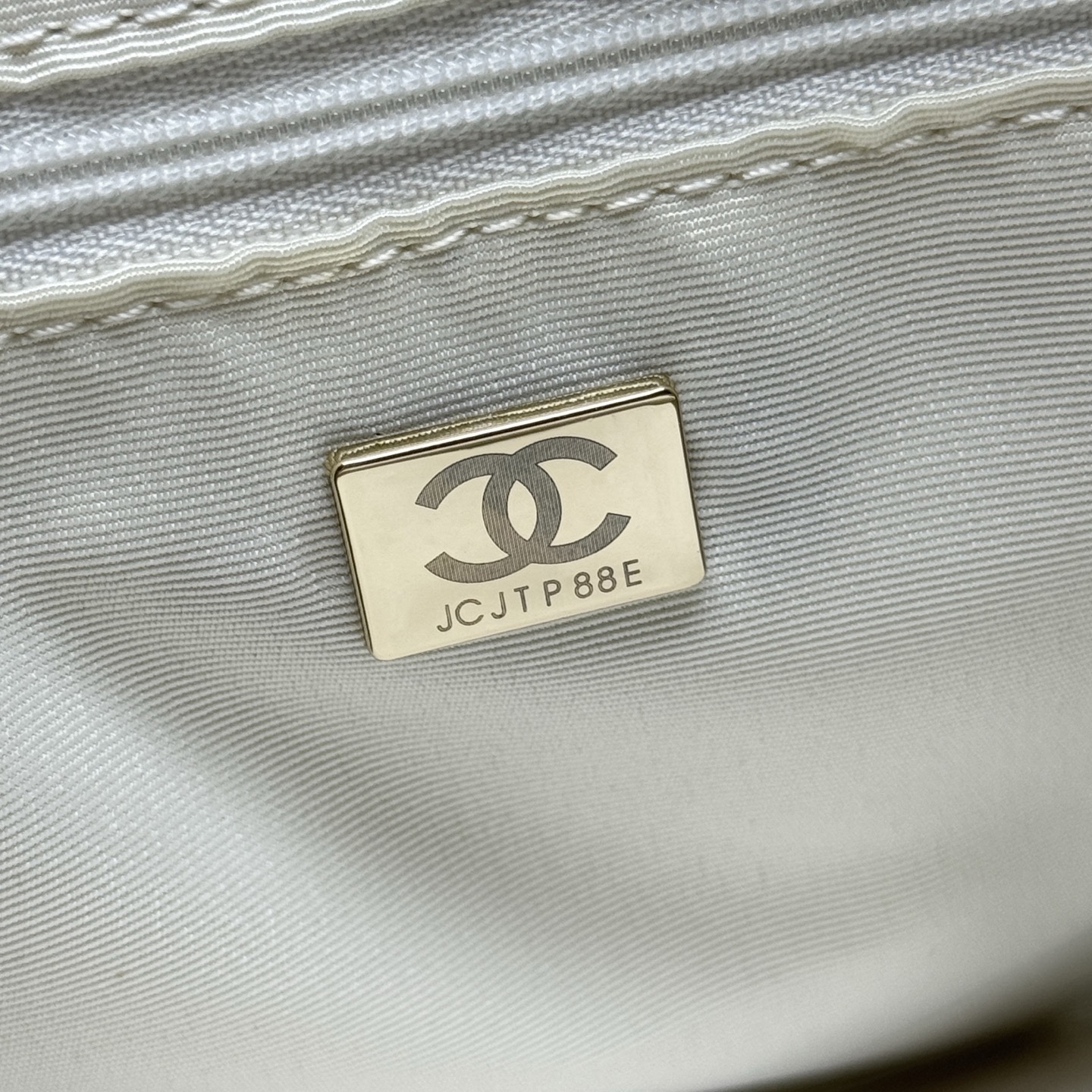 Luxury CN Handbag 6106 Luxury CN Handbag 6106