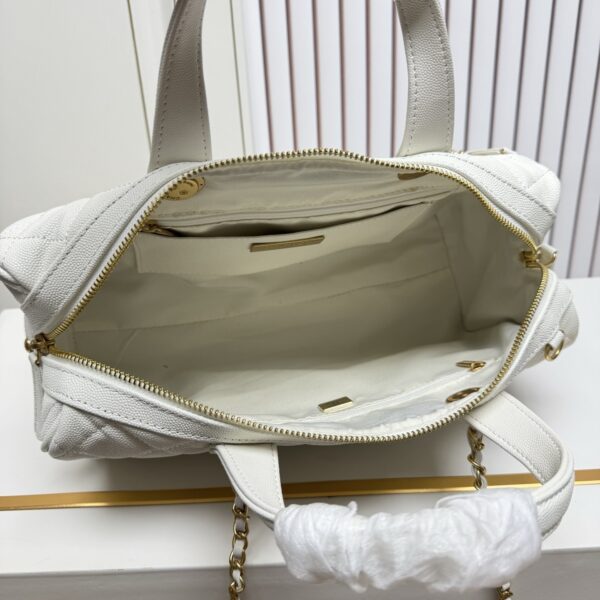Chic Charm CN Handbag 6106 Chic Charm CN Handbag 6106