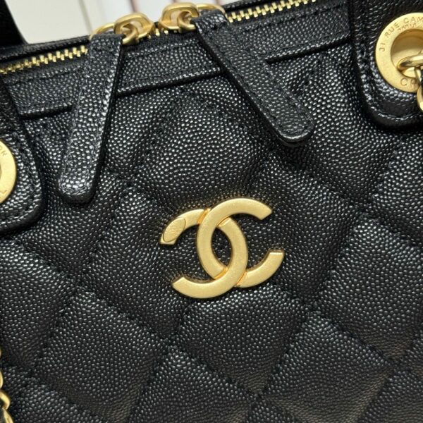 Chic Charm CN Handbag 6106 Chic Charm CN Handbag 6106