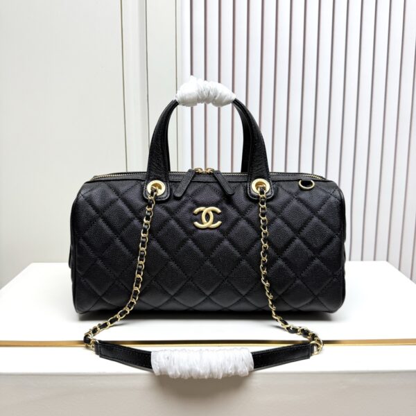 Chic Charm CN Handbag 6106 Chic Charm CN Handbag 6106
