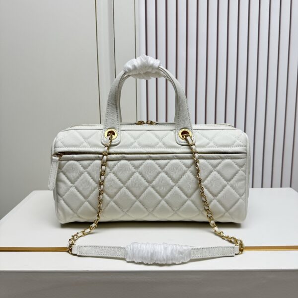 Chic Charm CN Handbag 6106 Chic Charm CN Handbag 6106
