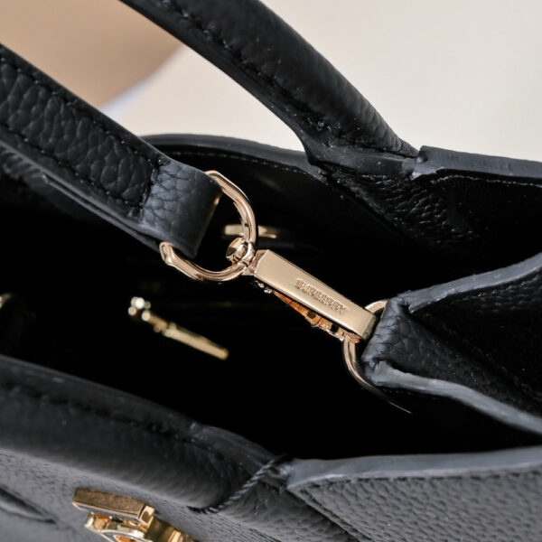 New Collection Fashion Burberry Handbag 8376