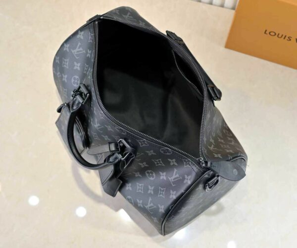 Chic Charm LV Handbag M24422 Chic Charm LV Handbag M24422
