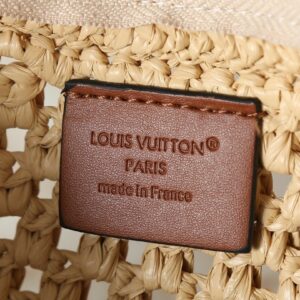 Luxury LV Handbag M24811