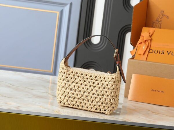 Chic Charm LV Handbag M14304