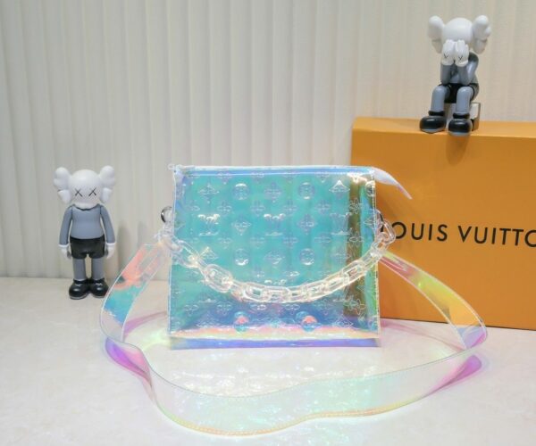 Chic Charm LV Handbag M67692