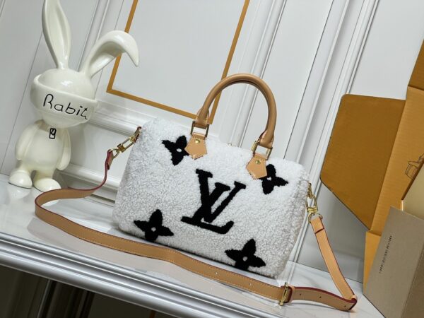 Chic Charm LV Handbag M23468-M40390