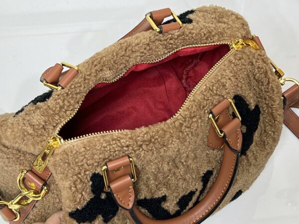 Chic Charm LV Handbag M23468-M40390