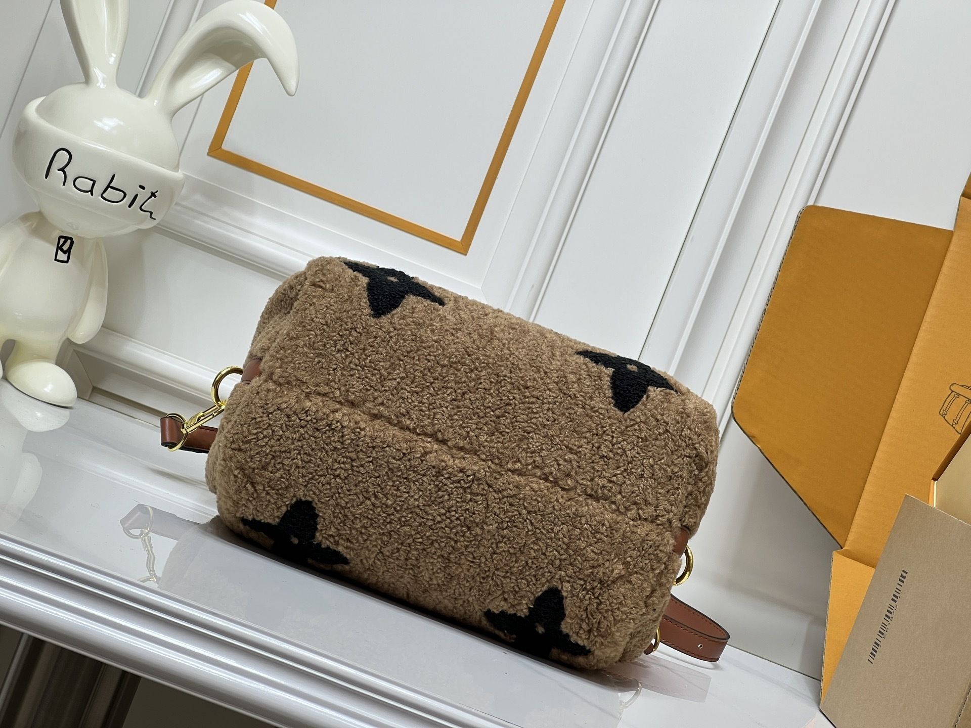 Luxury LV Handbag M23468-M40390 Luxury LV Handbag M23468-M40390