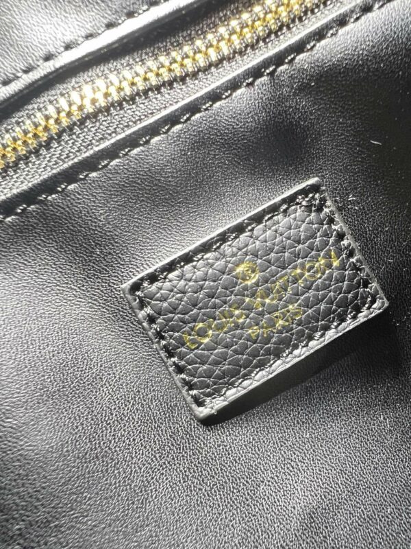 Chic Charm LV Handbag M24424
