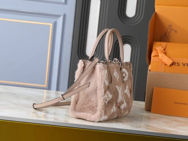 Chic Charm LV Handbag M45659-M46373.2