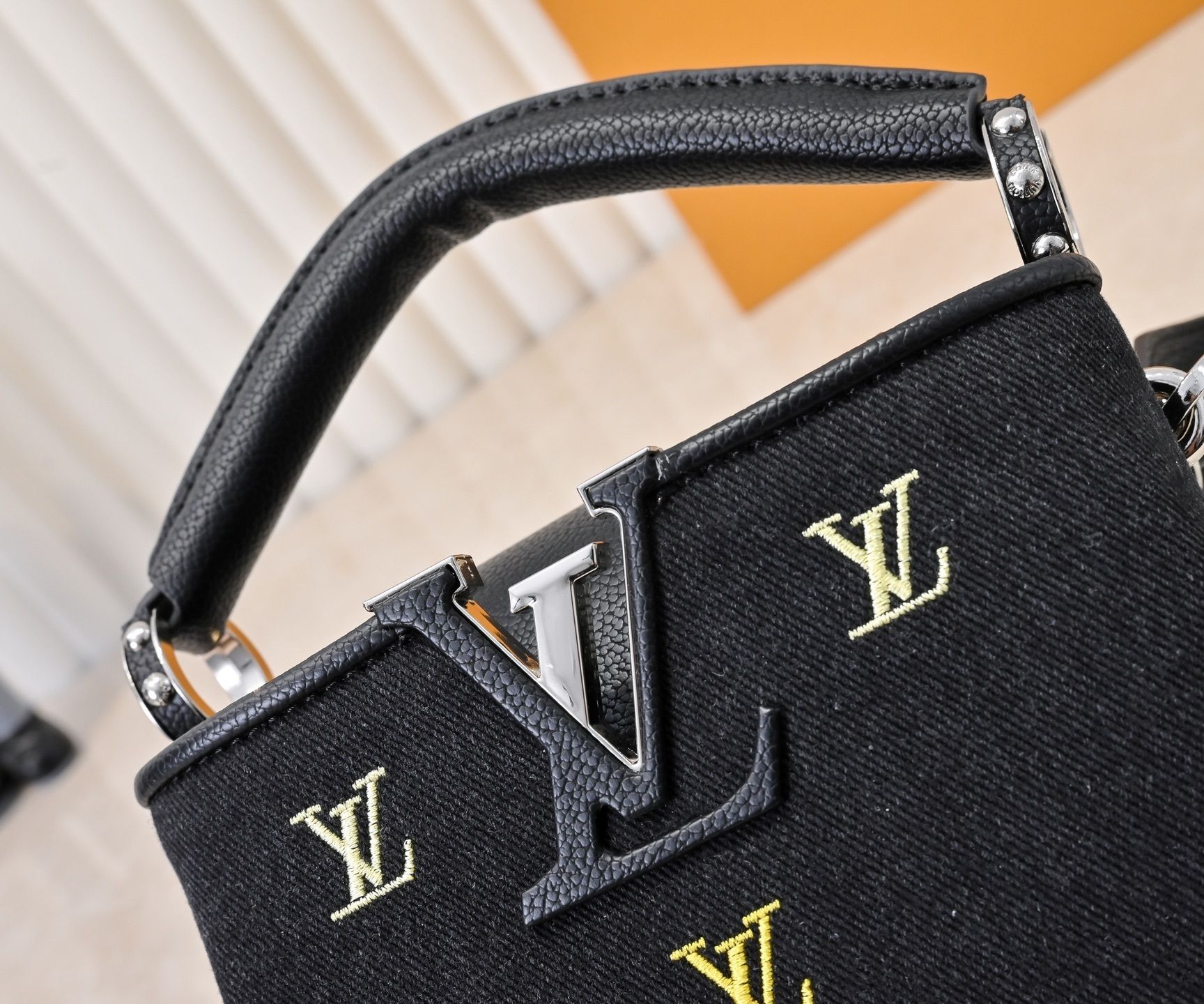 Luxury LV Handbag M59939-M94519.6 Luxury LV Handbag M59939-M94519.6