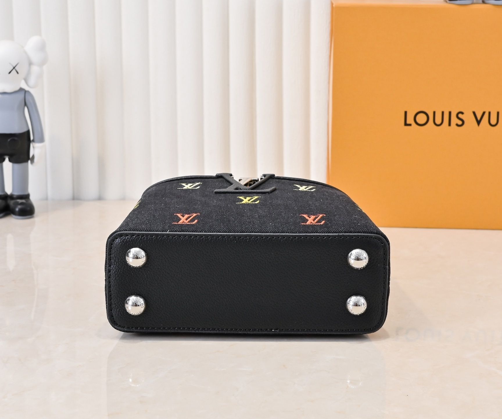 Luxury LV Handbag M59939-M94519.6 Luxury LV Handbag M59939-M94519.6