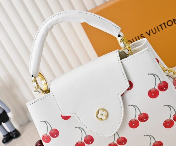 Chic Charm LV Handbag M59939