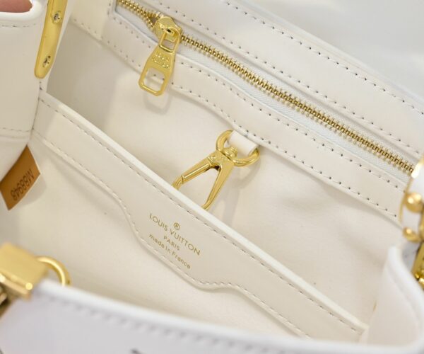 Chic Charm LV Handbag M59939