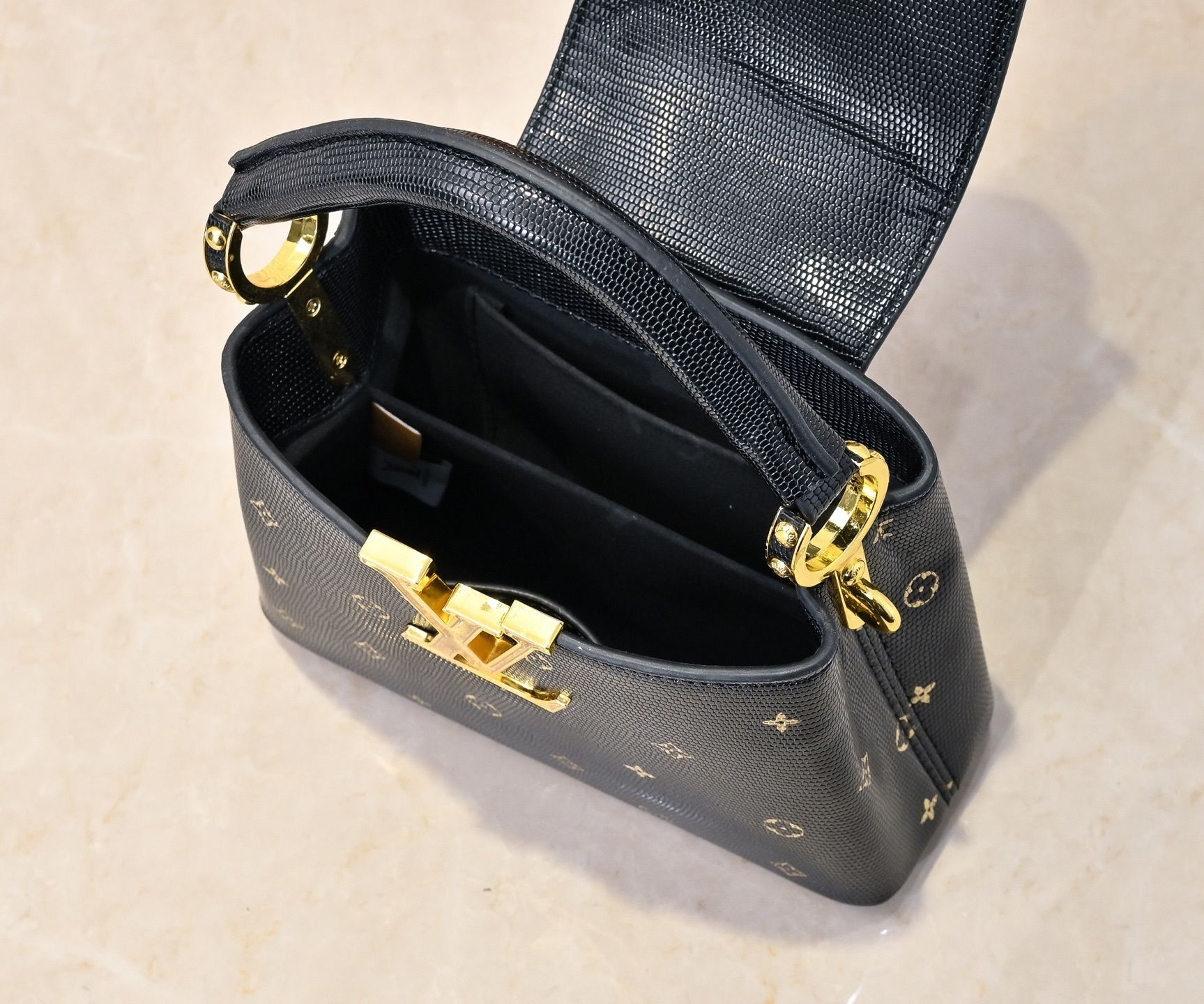 Luxury LV Handbag M59939-M94519.7 Luxury LV Handbag M59939-M94519.7