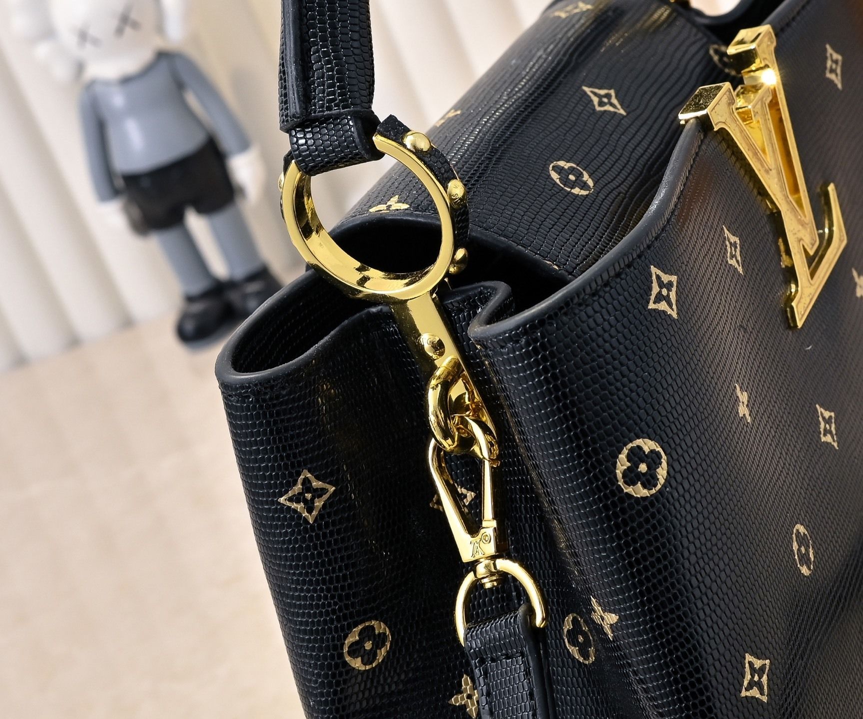 Luxury LV Handbag M59939-M94519.7 Luxury LV Handbag M59939-M94519.7